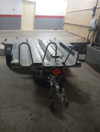 Alquiler remolque motos/Mercancia Cerri 750kg