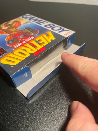 Metroid II Return of Samus Game Boy Nintendo