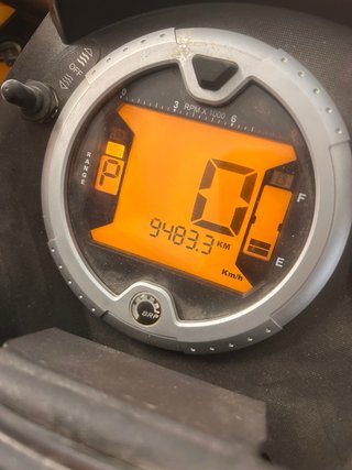 Quad Can-Am Outlander 650 Amarillo Todoterreno