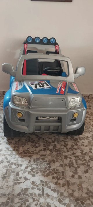 Coche de pedales Feber Warrior