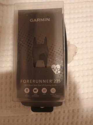 Reloj Garmin Forerunner 235