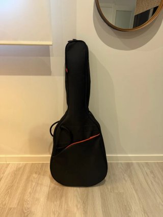 Guitarra Española Valencia + Funda + Afinador