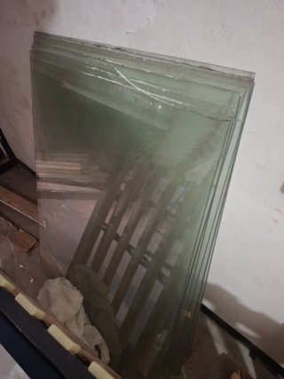 SE REGALAN CRISTALES DE VENTANA