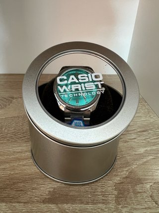 Reloj Casio Turquesa en estado impecable