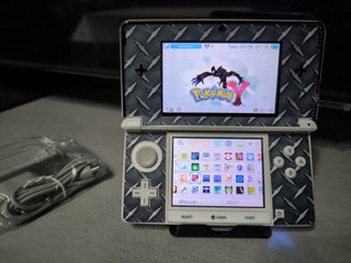 Nintendo 3DS + 50 giochi + caricatore