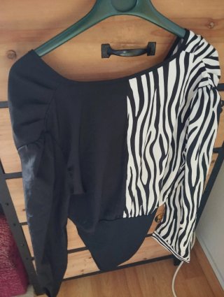 Body mujer estampado cebra y negro T.M
