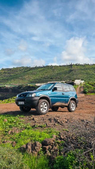 Nissan Terrano II 2000