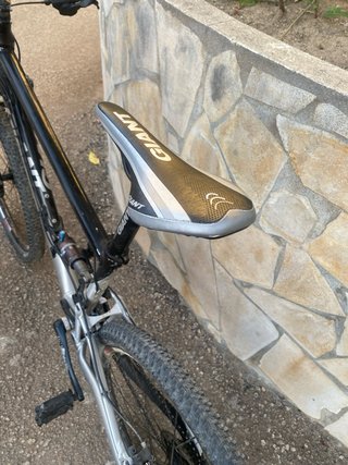Bicicleta de Montaña Giant Doble Suspensión