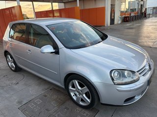 Volkswagen Golf Sportline DSG