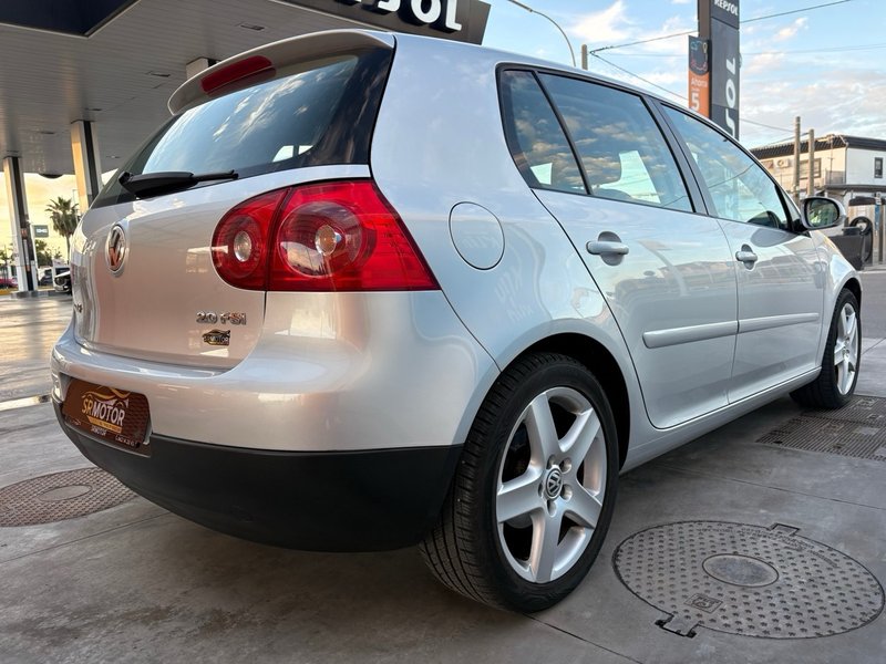 Volkswagen Golf V 2.0 FSI Sportline Tip. / Highline Tip. 2004, foto 2
