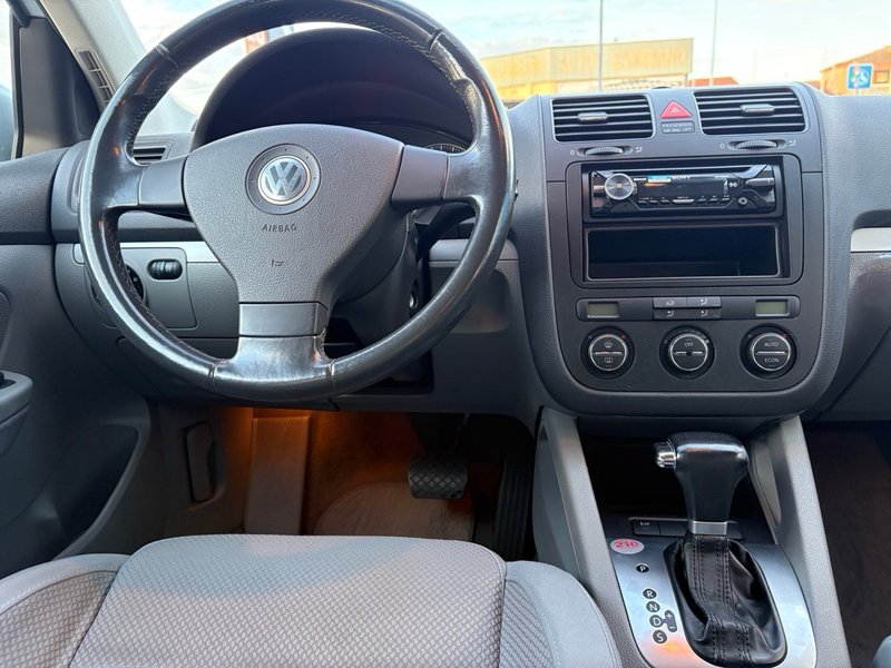Volkswagen Golf V 2.0 FSI Sportline Tip. / Highline Tip. 2004, foto 4