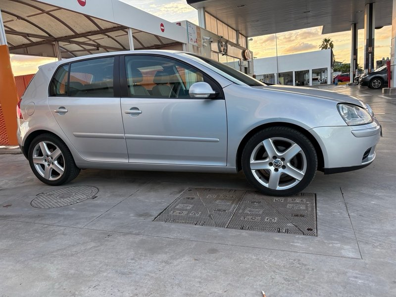 Volkswagen Golf V 2.0 FSI Sportline Tip. / Highline Tip. 2004, foto 8