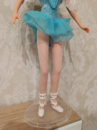Muñeca Anastasia Patinaje Celeste Disney