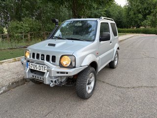 Suzuki Jimny 2005