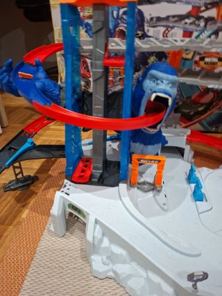 Pista Coches Metal Machines Gorilla Rampage