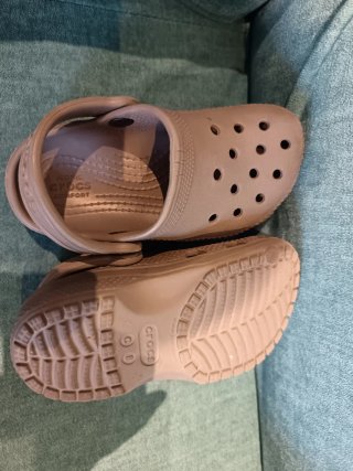Lote de 3 pares de Crocs para niños