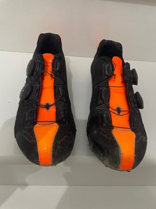 Zapatillas Ciclismo Luck Negras Naranja n40.