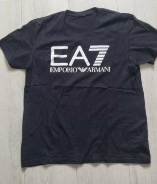 Camiseta EA7 Emporio Armani Negra