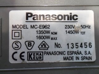 ASPIRADORA CON BOLSA  “PANASONIC” POR 30 €