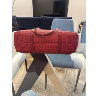 Borsa Fendi rossa