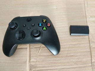 Xbox Series X + 3 Giochi