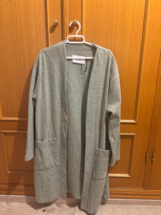 Chaqueta larga Stradivarius verde Talla M