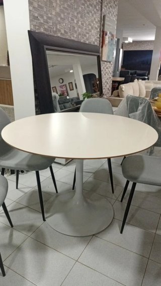 Súper oferta Sofás, camas, canapes, y más