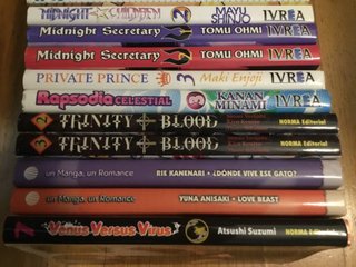 Varios mangas de diferentes colecciones