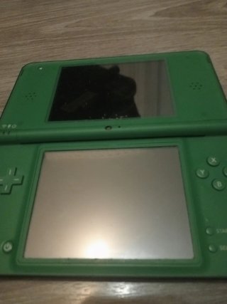 Nintendo DSI XL verde - para reparar