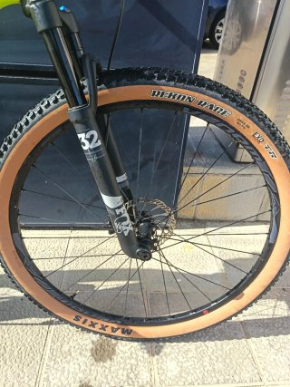 Bicicleta de carbono Massi Pro 29'
