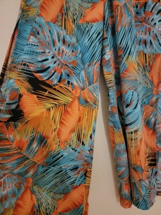 Pantalón palazzo estampado tropical