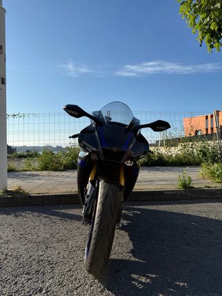 Yamaha R1M