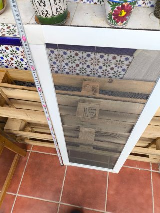 Mosquitera blanca recortable