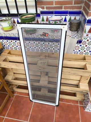 Mosquitera blanca recortable