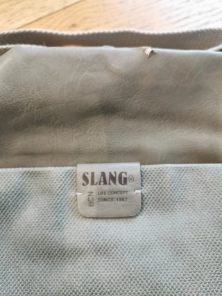 Bolso Slang gris bandolera