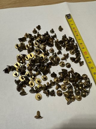 Tornillos pasadores latón para encuadernar