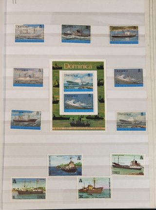 Sellos de barcos de distintos países.