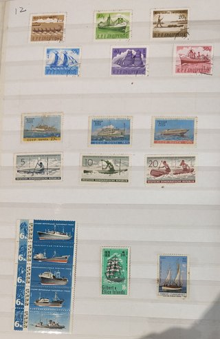 Sellos de barcos de distintos países.