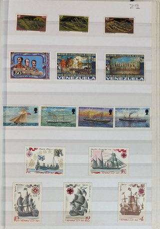 Sellos de barcos de distintos países.