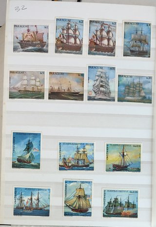 Sellos de barcos de distintos países.