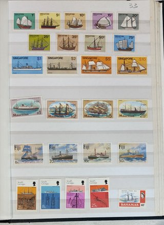 Sellos de barcos de distintos países.