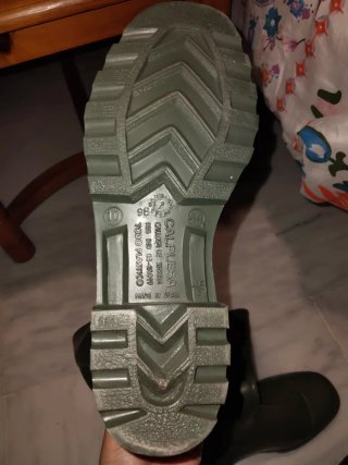 Botas de agua calplesa, Talla 44. Para pescar.