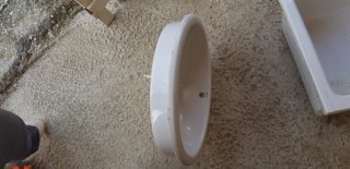 ' Lavabo ovalado blanco de porcelana