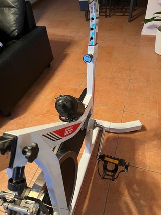 Bicicleta Estática Tecnovita BH Sprint 500