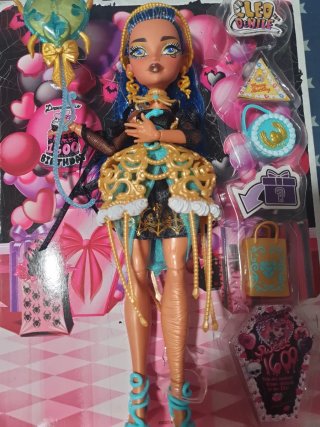 Muñeca Monster High Cleo De Nile Scary Sweet Birth