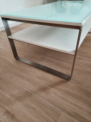 Mesa centro auxiliar en blanco con cristal