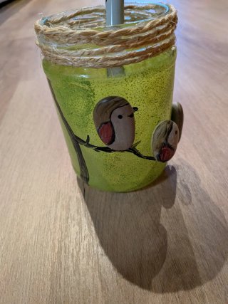 Portalápices hecho a mano reciclado de cristal