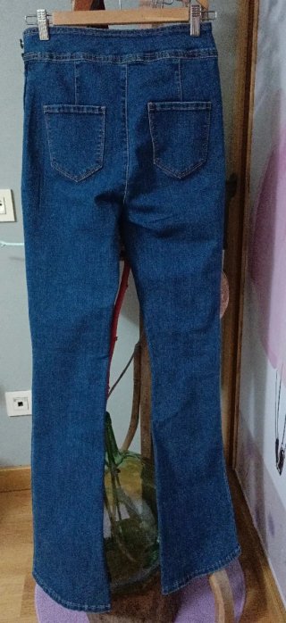 Pantalón acampanado talla 36 (S)