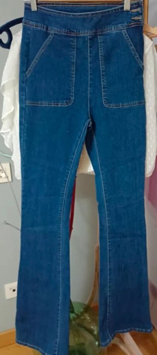 Pantalón acampanado talla 36 (S)