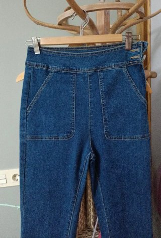 Pantalón acampanado talla 36 (S)